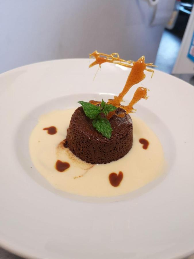 Hotel Restaurant Le Moulin De La Renne Adults Only Proche Zoo De Beauval Thésée 외부 사진